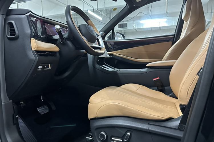 Used Geely Galaxy L7 2024 1.5T 115 km Starship Dragon Edition Interior 2