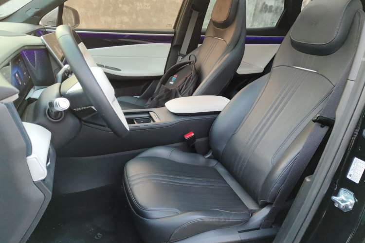 Used Geely Galaxy L7 2024 1.5T 115 km MAX Dragon Edition Left Front Seat