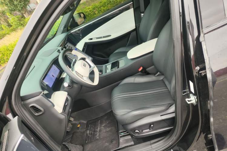 Used Geely Galaxy L7 2024 1.5T 115 km MAX Dragon Edition Left Front Seat