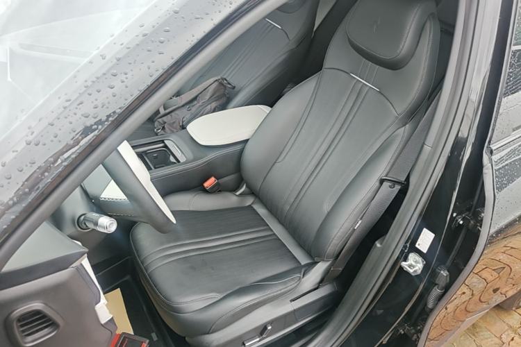 Used Geely Galaxy L7 2024 1.5T 115 km PLUS Dragon Edition Left Front Seat