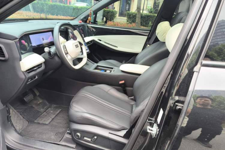 Used Geely Galaxy L7 2024 1.5T 115 km MAX Dragon Edition Left Front Seat