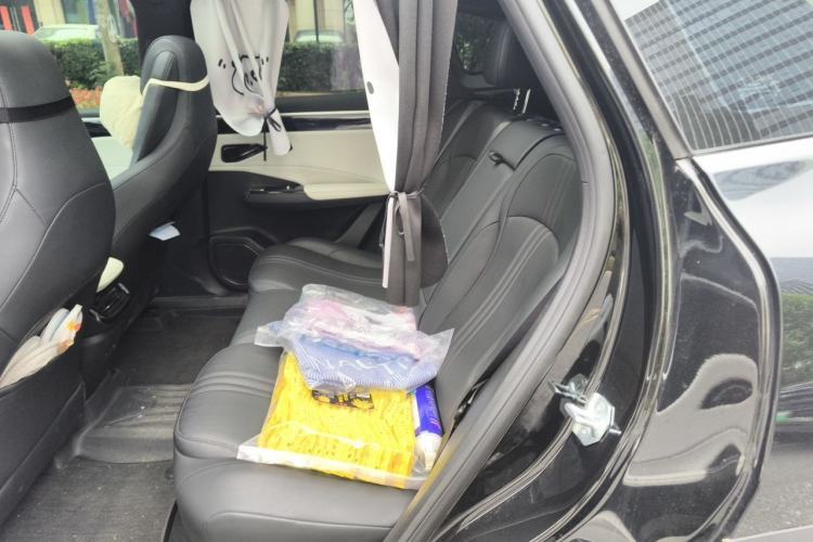 Used Geely Galaxy L7 2024 1.5T 115 km MAX Dragon Edition Left Rear Seat