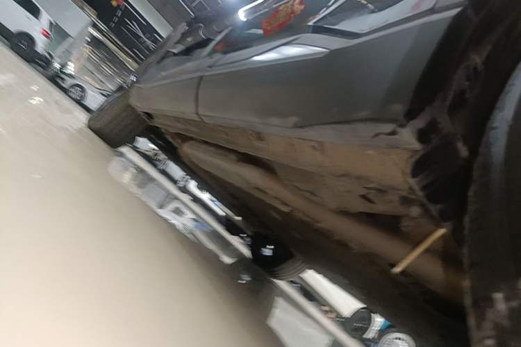 Used Geely Galaxy L7 2024 1.5T 115 km MAX Dragon Edition Left Side Sill