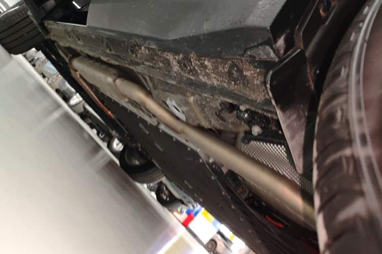 Used Geely Galaxy L7 2024 1.5T 115 km MAX Dragon Edition Left Side Sill