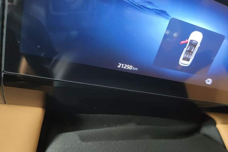 Used Geely Galaxy L7 2024 1.5T 115 km PLUS Dragon Edition Odometer Close Up