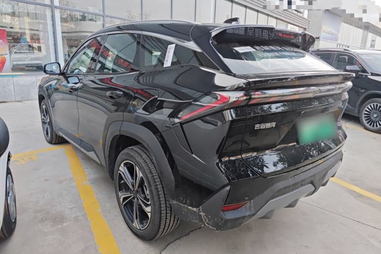 Used Geely Galaxy L7 2024 1.5T 115 km PLUS Dragon Edition Rear Left 45 Deg