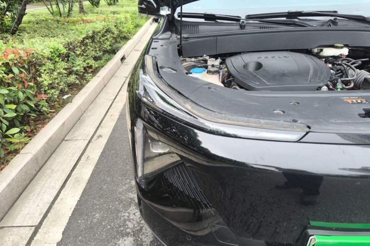 Used Geely Galaxy L7 2024 1.5T 115 km MAX Dragon Edition Right Front Headlight
