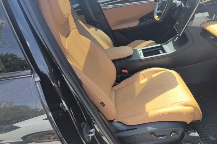 Used Geely Galaxy L7 2024 1.5T 115 km MAX Dragon Edition Right Front Seat