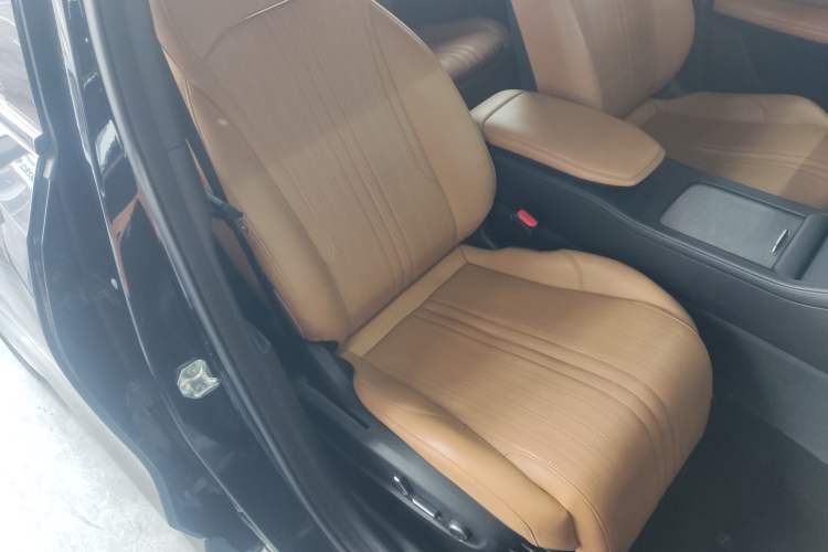 Used Geely Galaxy L7 2024 1.5T 115 km MAX Dragon Edition Right Front Seat