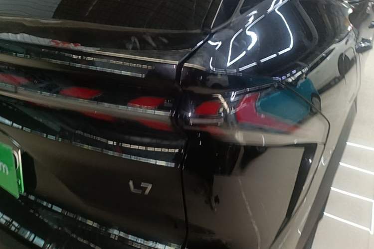 Used Geely Galaxy L7 2024 1.5T 115 km MAX Dragon Edition Right Rear Taillight