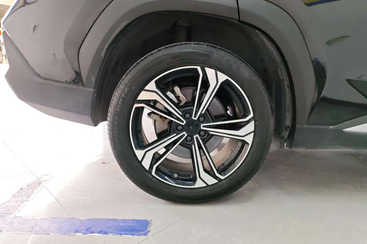 Used Geely Galaxy L7 2024 1.5T 115 km MAX Dragon Edition Right Rear Wheel Hub
