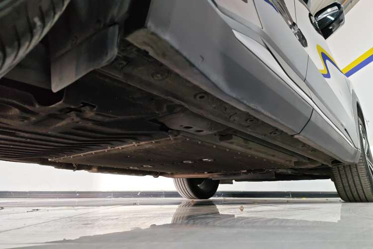 Used Geely Galaxy L7 2024 1.5T 115 km MAX Dragon Edition Right Side Sill