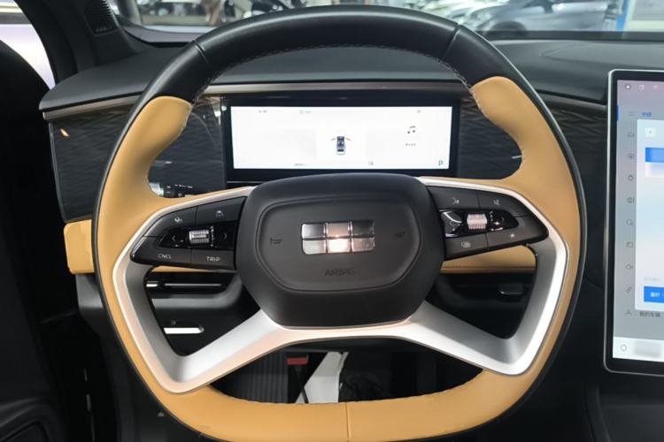 Used Geely Galaxy L7 2024 1.5T 115 km MAX Dragon Edition Steering Wheel