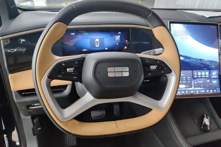 Used Geely Galaxy L7 2024 1.5T 115 km PLUS Dragon Edition Steering Wheel