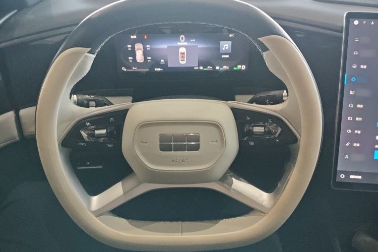Used Geely Galaxy L7 2024 1.5T 115 km PLUS Dragon Edition Steering Wheel