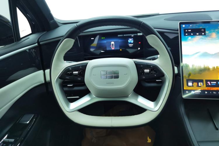 Used Geely Galaxy L7 2024 1.5T 115 km PLUS Dragon Edition Steering Wheel