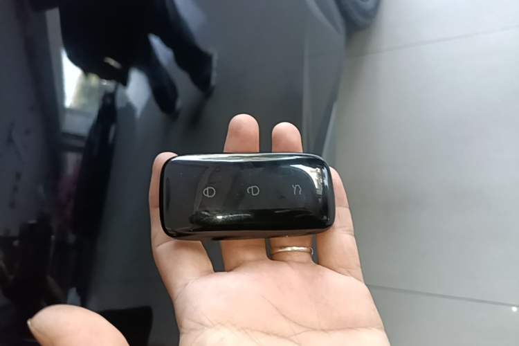Used Geely Galaxy L7 2024 1.5T 115 km PLUS Dragon Edition Vehicle Key