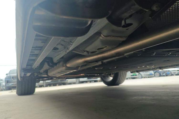 Used Geely Galaxy L7 2024 1.5T 115 km PLUS Dragon Edition Chassis Rear Left