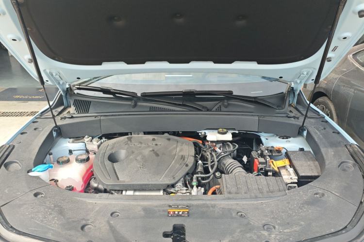 Used Geely Galaxy L7 2024 1.5T 115 km PLUS Dragon Edition Engine Bay