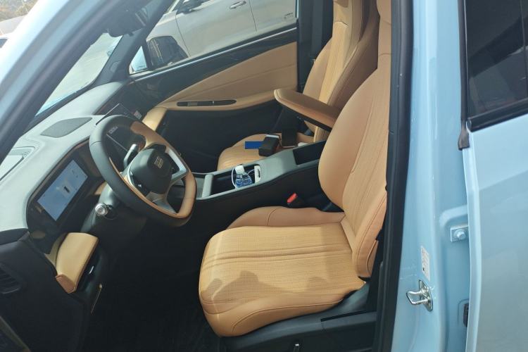 Used Geely Galaxy L7 2024 1.5T 115 km PLUS Dragon Edition Left Front Seat