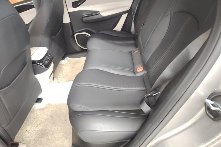 Used Geely Galaxy L7 2024 1.5T 55km PRO Dragon Edition Left Rear Seat
