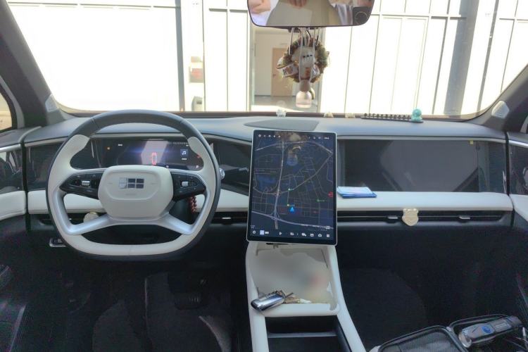 Used Geely Galaxy L7 2024 1.5T 115 km Starship Dragon Edition Center Console