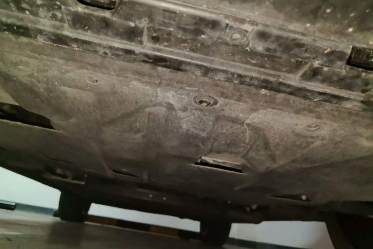 Used Geely Galaxy L7 2024 1.5T 115 km MAX Dragon Edition Chassis Front