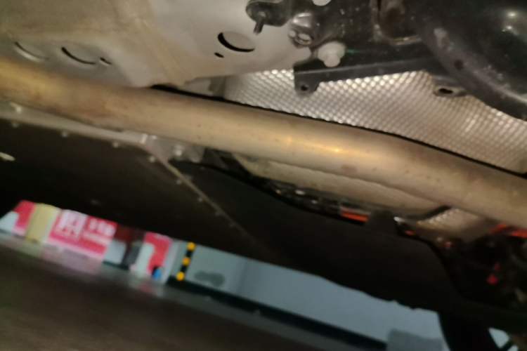 Used Geely Galaxy L7 2024 1.5T 115 km MAX Dragon Edition Chassis Rear Left