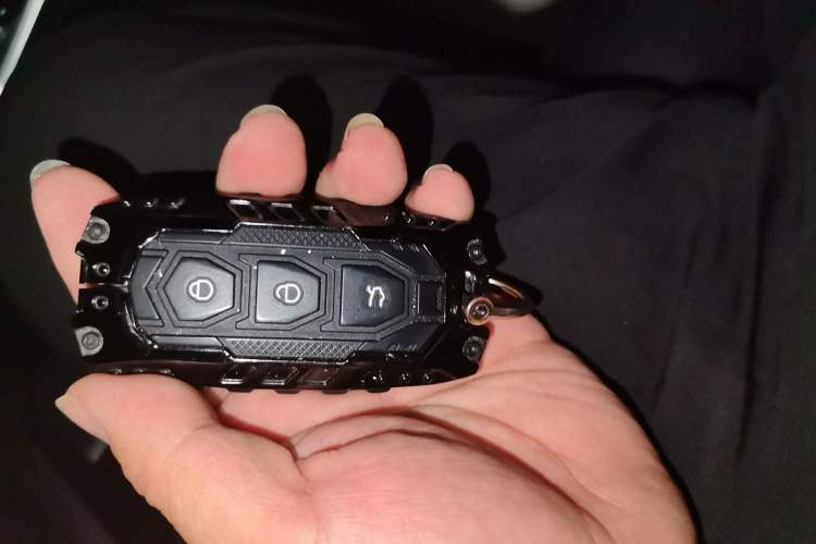 Used Geely Galaxy L7 2024 1.5T 115 km MAX Dragon Edition Vehicle Key