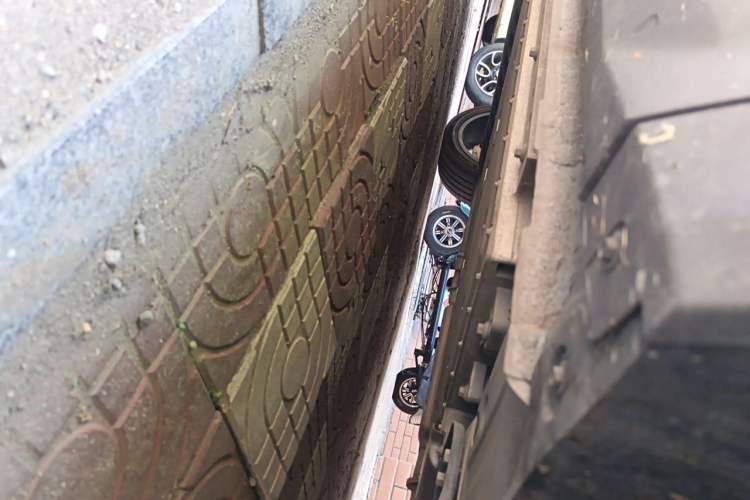 Used Geely Galaxy L7 2024 1.5T 115 km PLUS Dragon Edition Chassis Front Right
