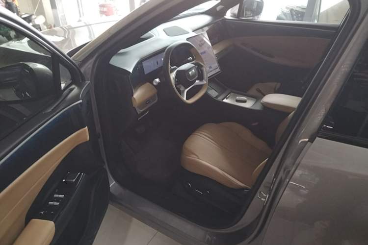 Used Geely Galaxy L7 2024 1.5T 115 km Starship Dragon Edition Driver Seat