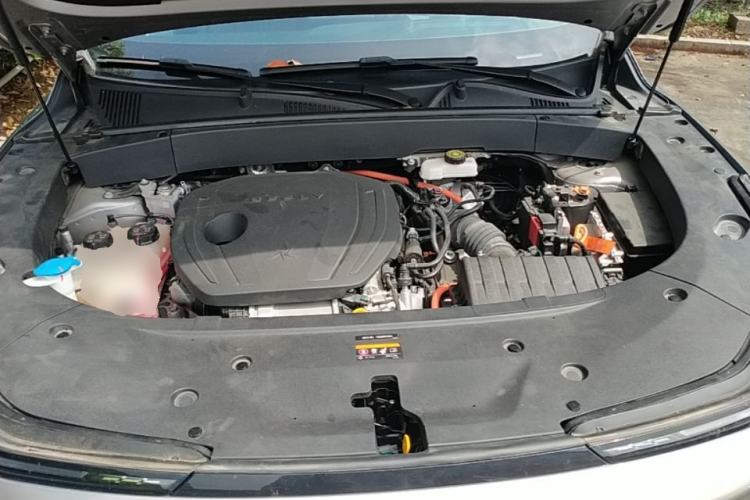 Used Geely Galaxy L7 2024 1.5T 115 km PLUS Dragon Edition Engine Bay