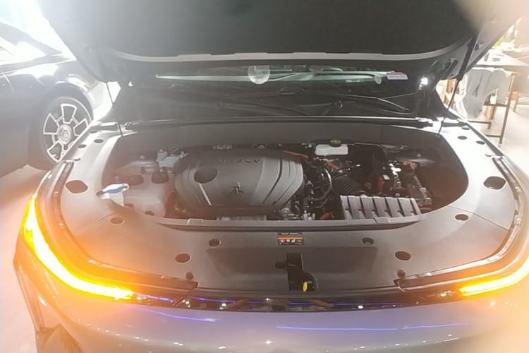 Used Geely Galaxy L7 2024 1.5T 115 km PLUS Dragon Edition Engine Bay
