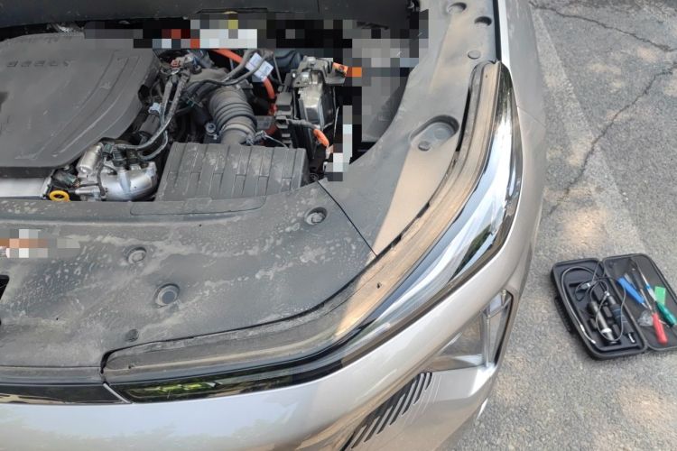 Used Geely Galaxy L7 2024 1.5T 115 km PLUS Dragon Edition Engine Bay Left