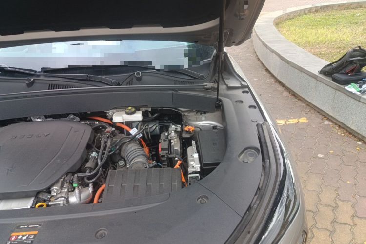 Used Geely Galaxy L7 2024 1.5T 115 km MAX Dragon Edition Engine Bay Left
