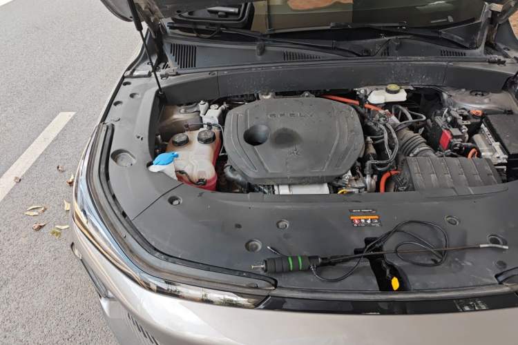 Used Geely Galaxy L7 2024 1.5T 115 km PLUS Dragon Edition Engine Bay Right