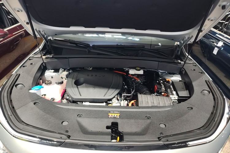 Used Geely Galaxy L7 2024 1.5T 115 km PLUS Dragon Edition Engine Bay