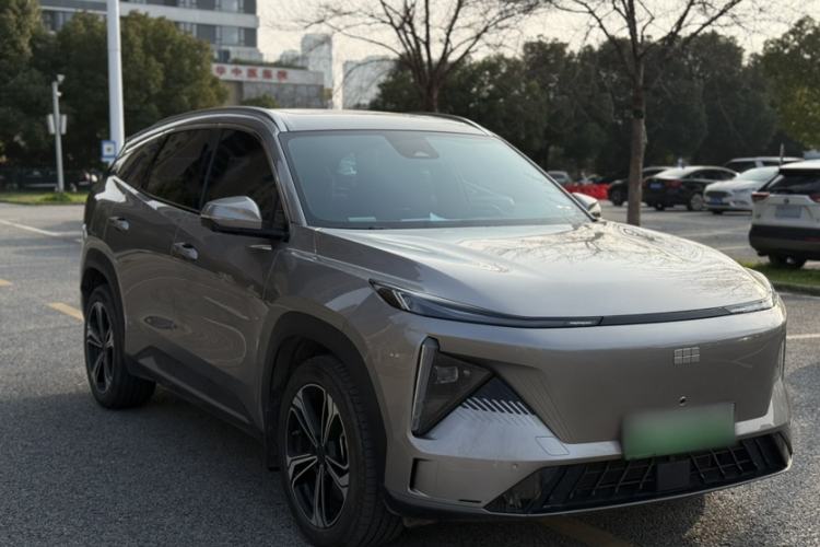 Used Geely Galaxy L7 2024 1.5T 115 km PLUS Dragon Edition Exterior 3