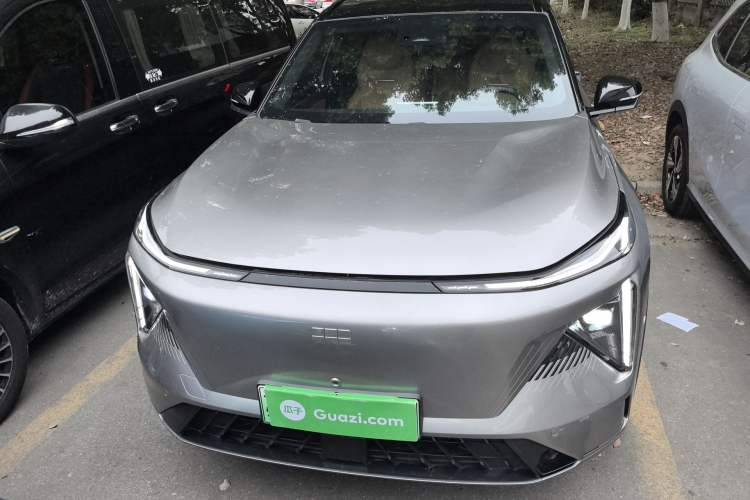 Used Geely Galaxy L7 2024 1.5T 115 km Starship Dragon Edition Front