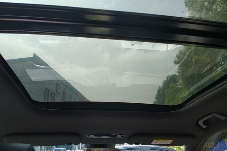 Used Geely Galaxy L7 2024 1.5T 115 km PLUS Dragon Edition Headliner