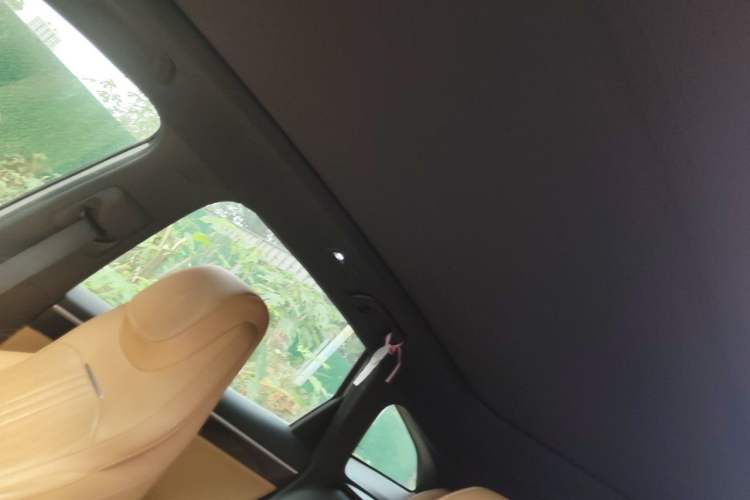 Used Geely Galaxy L7 2024 1.5T 115 km PLUS Dragon Edition Headliner