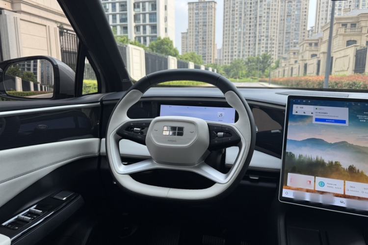 Used Geely Galaxy L7 2024 1.5T 115 km MAX Dragon Edition Interior 2