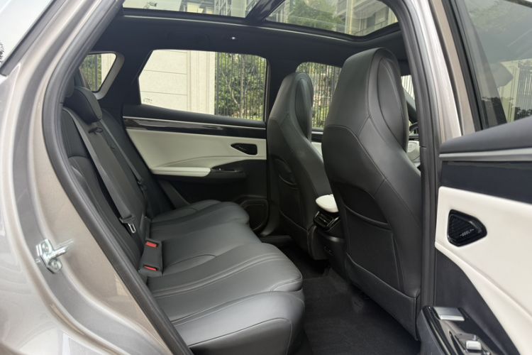 Used Geely Galaxy L7 2024 1.5T 115 km MAX Dragon Edition Interior 6