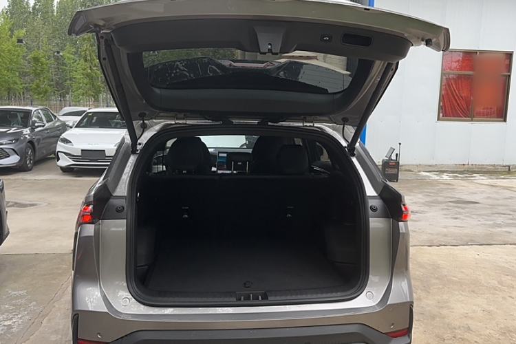 Used Geely Galaxy L7 2024 1.5T 115 km PLUS Dragon Edition Interior 8