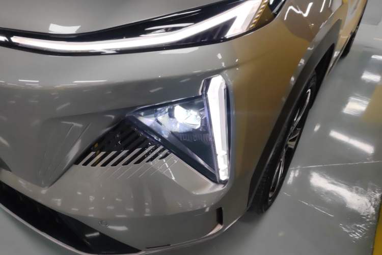 Used Geely Galaxy L7 2024 1.5T 115 km PLUS Dragon Edition Left Front Headlight