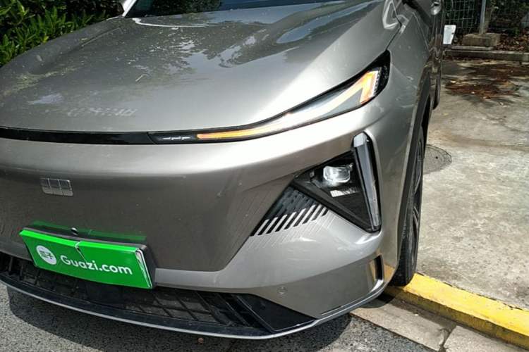Used Geely Galaxy L7 2024 1.5T 115 km PLUS Dragon Edition Left Front Headlight