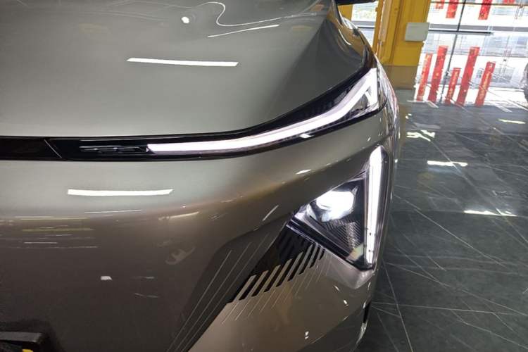 Used Geely Galaxy L7 2024 1.5T 115 km PLUS Dragon Edition Left Front Headlight