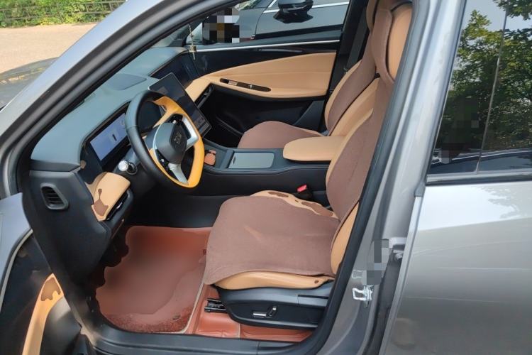 Used Geely Galaxy L7 2024 1.5T 115 km PLUS Dragon Edition Left Front Seat