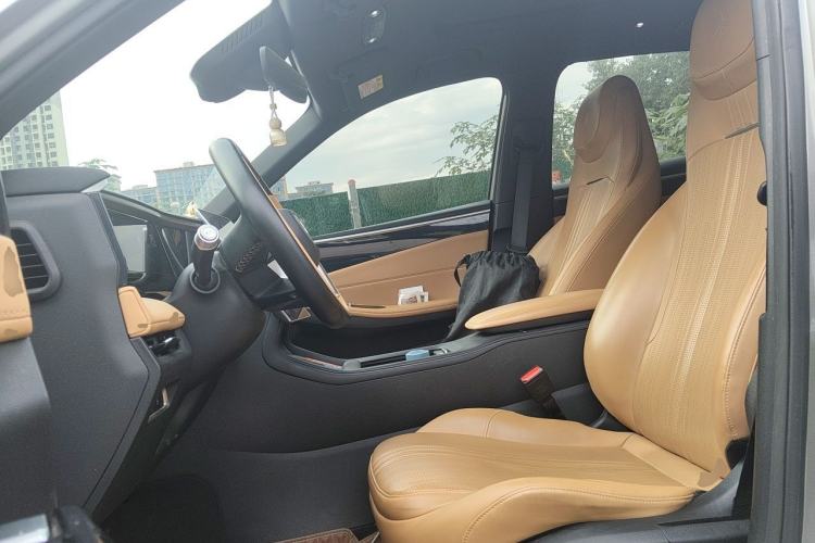 Used Geely Galaxy L7 2024 1.5T 115 km PLUS Dragon Edition Left Front Seat