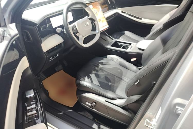 Used Geely Galaxy L7 2024 1.5T 115 km PLUS Dragon Edition Left Front Seat